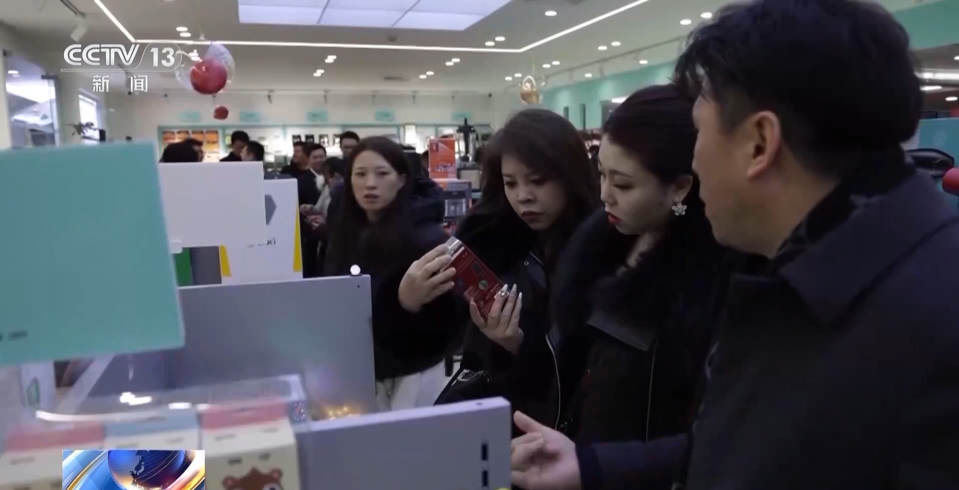 船” 义乌中国小商品城“品牌出海”记不朽情缘新春走基层丨给商户造一艘“(图4)
